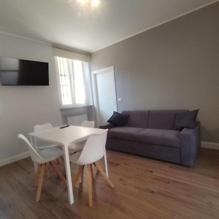 Hh Hermoso Housing Asti Bagian luar foto