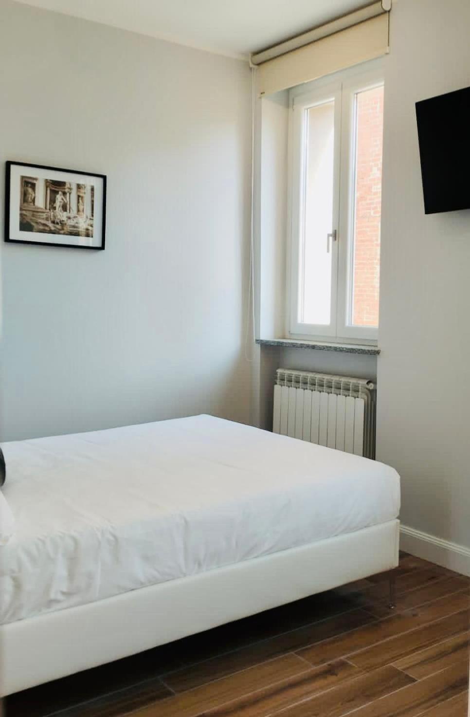 Hh Hermoso Housing Asti Bagian luar foto