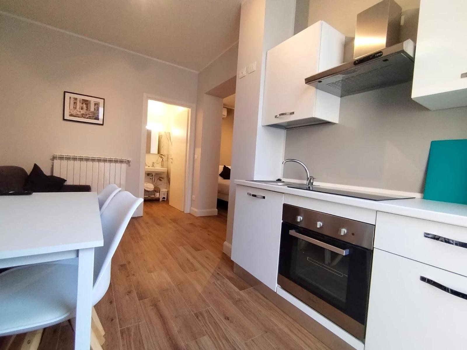 Hh Hermoso Housing Asti Bagian luar foto